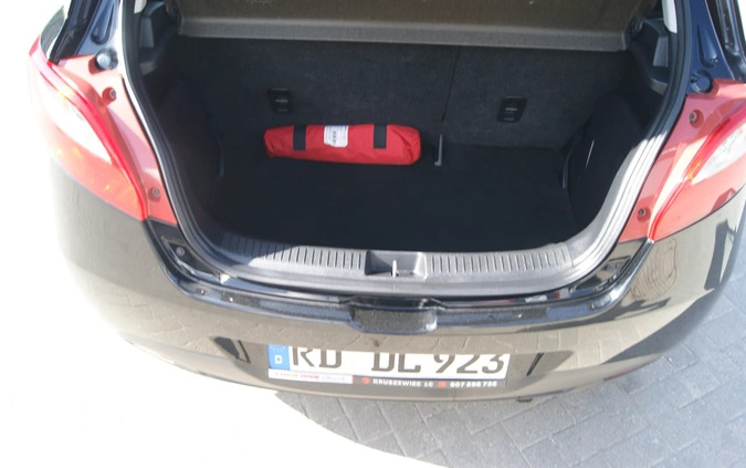 Mazda 2 cena 14900 przebieg: 145852, rok produkcji 2008 z Krynica-Zdrój małe 379